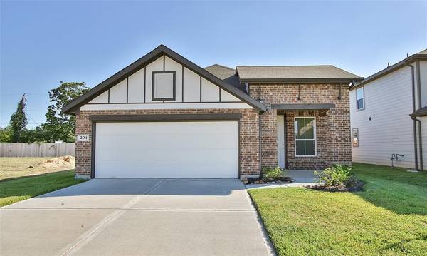 204 Laura Leigh LN, Angleton, TX 77515