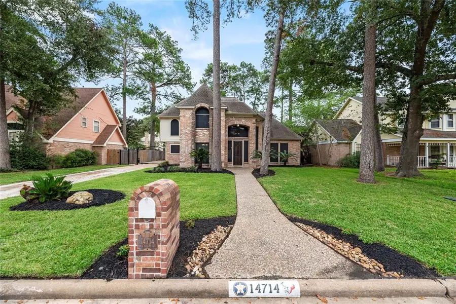 14714 Oak Bluff CT, Houston, TX 77070