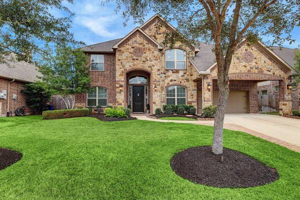 2321 Hamilton Pool LN, Friendswood, TX 77546