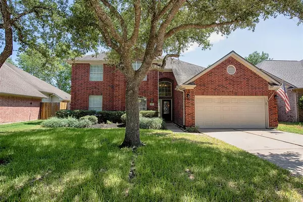 125 Greenridge CIR, League City, TX 77573