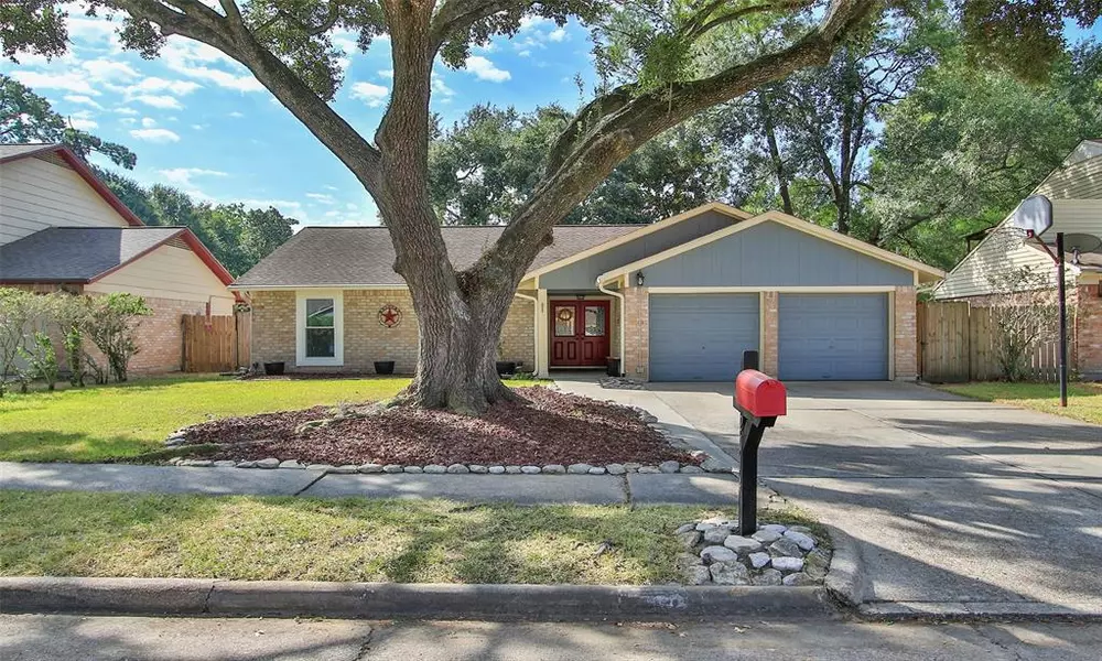 2014 Trailing Vine RD, Spring, TX 77373