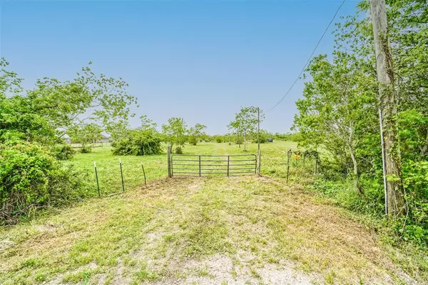 Alvin, TX 77511,12102 County Road 38