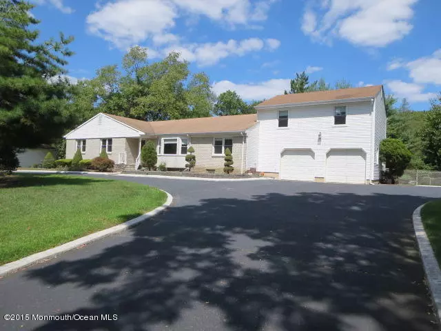 13 Emma Place, Eatontown, NJ 07724