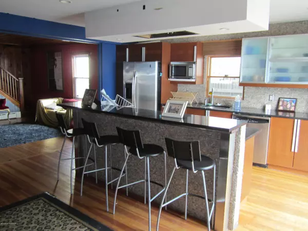 Seaside Heights, NJ 08751,1209 Ocean Terrace #Oceanfront