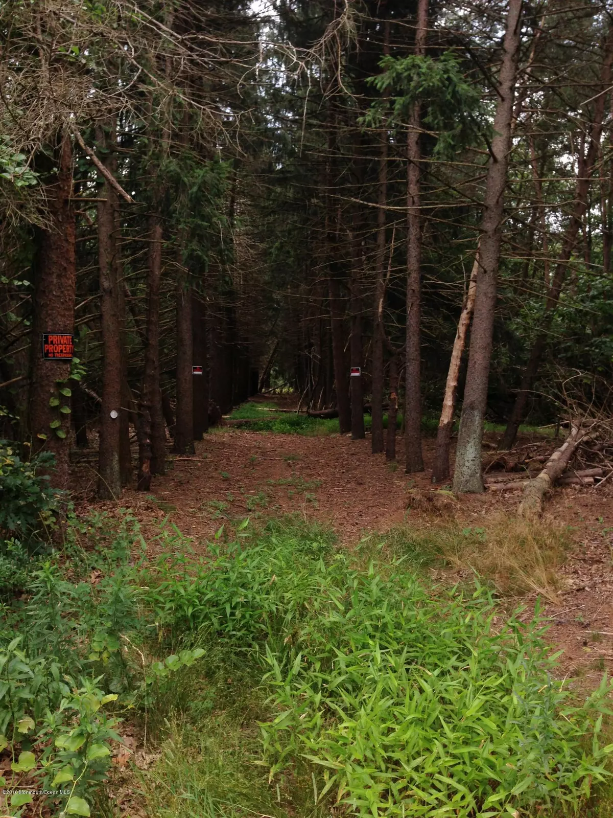 Jackson, NJ 08527,323 W Commodore Boulevard