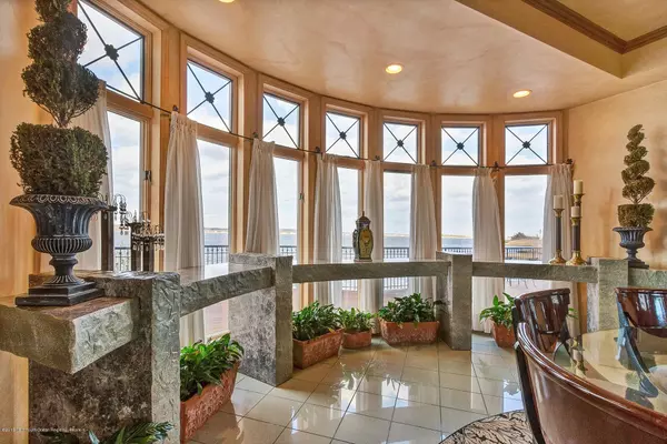 Monmouth Beach, NJ 07750,35 Highland Avenue