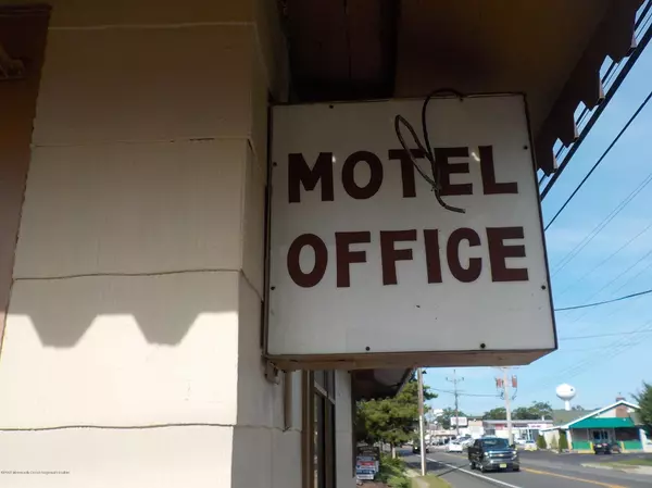 Point Pleasant, NJ 08742,2613 Route 88