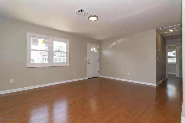 Forked River, NJ 08731,934 Capstan Drive