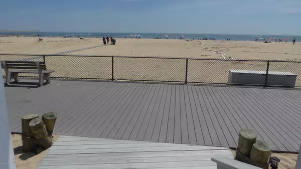 Point Pleasant Beach, NJ 08742,13 Minard Place