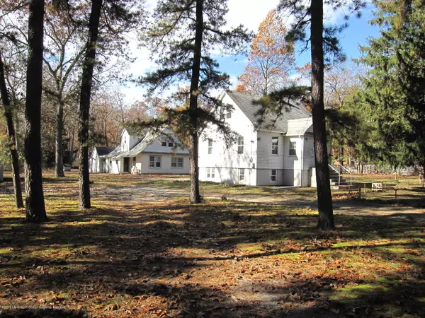 238 Crescent Avenue, Jackson, NJ 08527