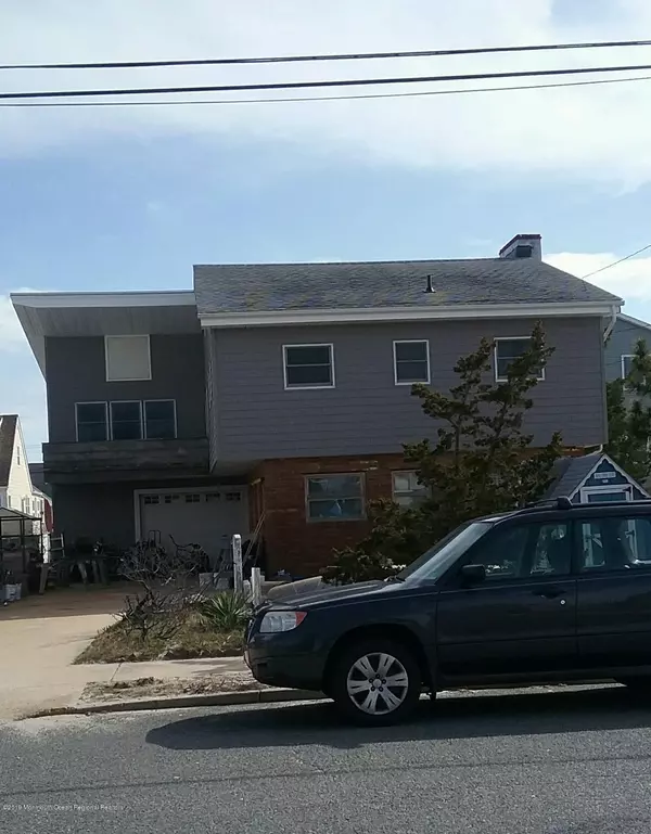 29 F Street, Seaside Park, NJ 08752