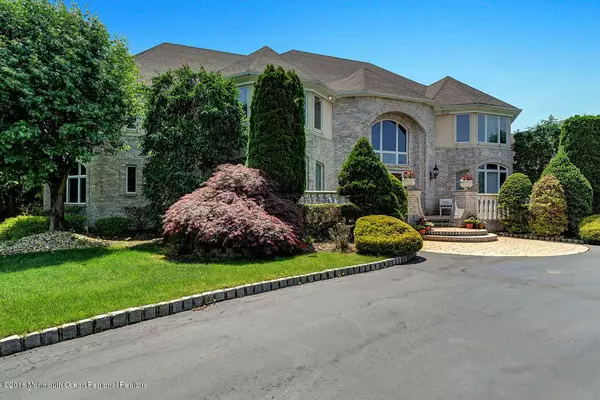 Morganville, NJ 07751,323 Mockingbird Lane