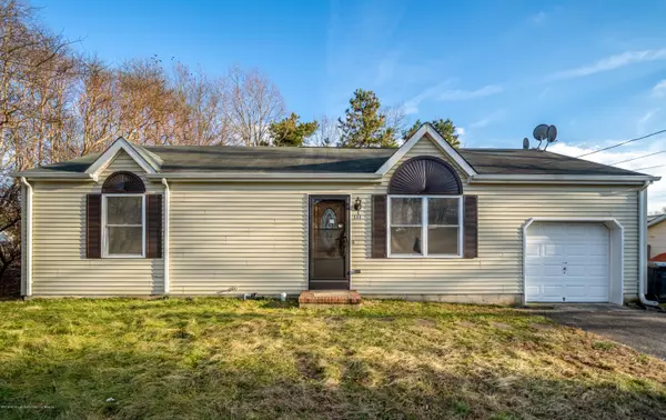 Manahawkin, NJ 08050,111 Spinnaker Avenue