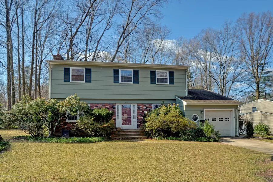 7 Pine Knoll Drive, Lawrenceville, NJ 08648