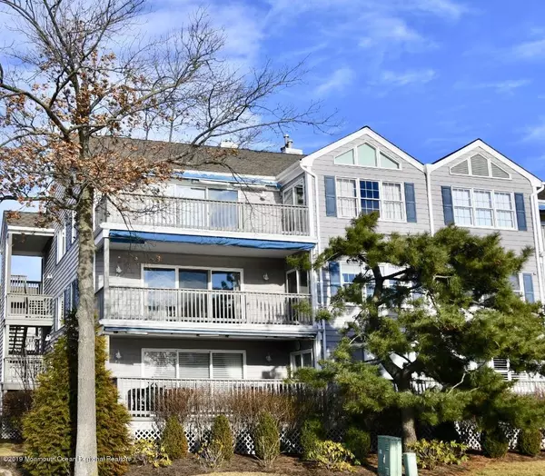 79 Bay Point Harbour, Point Pleasant, NJ 08742