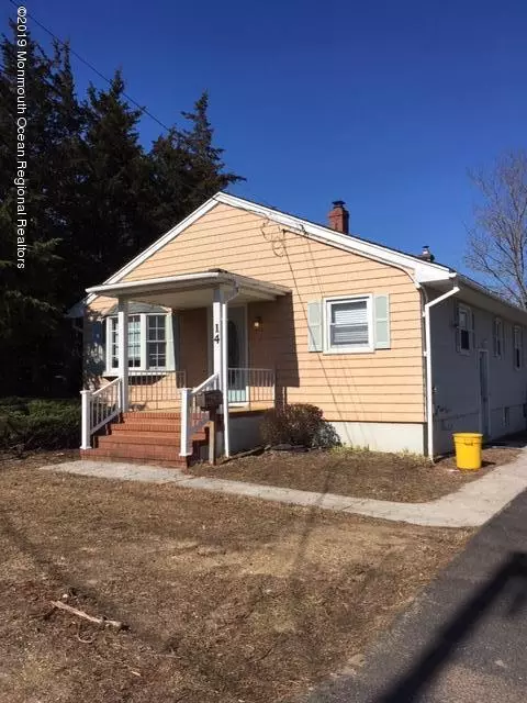 14 Lasatta Avenue, Englishtown, NJ 07726