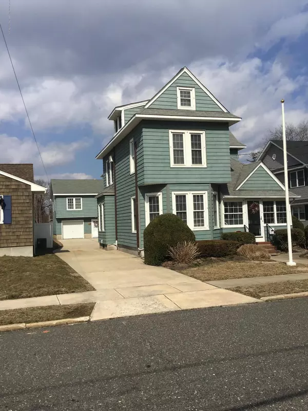 Spring Lake Heights, NJ 07762,606 Ocean Road