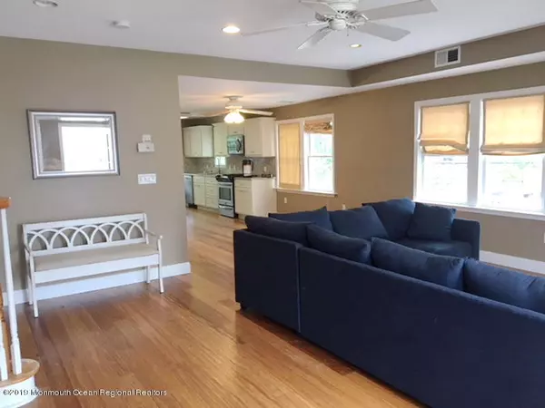 Highlands, NJ 07732,13 Recreation Place