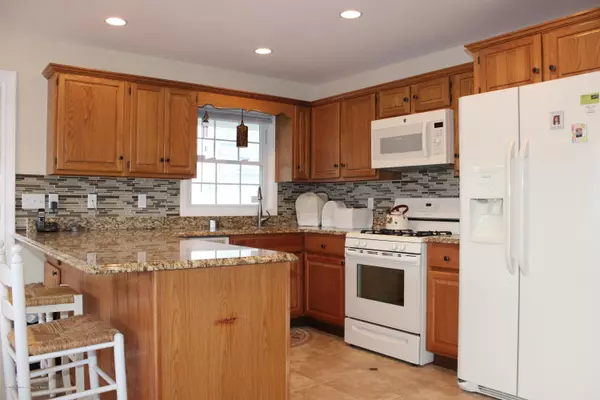 Mantoloking, NJ 08738,232 Helm Road