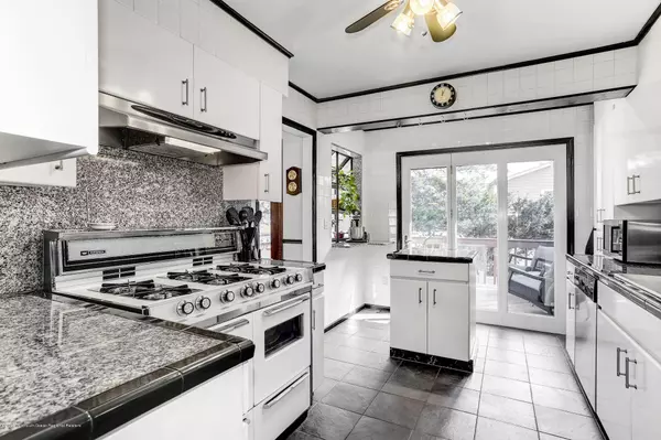 Jackson, NJ 08527,1 Lawrence Street