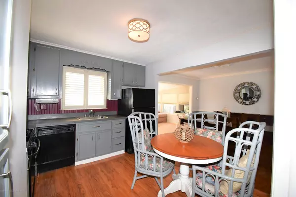 Manasquan, NJ 08736,1601 Holly Boulevard