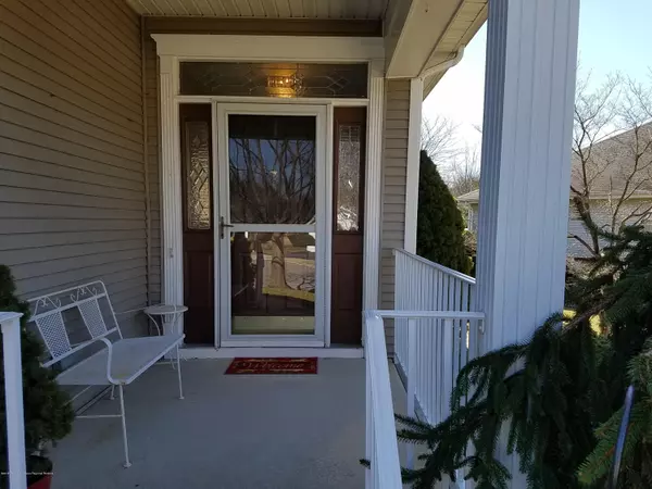 Lakewood, NJ 08701,6 Bellflower Drive