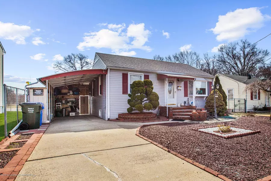 270 Benjamin Avenue, Iselin, NJ 08830