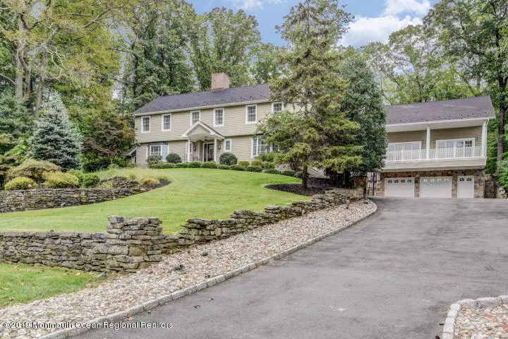 6 Grandview Drive, Holmdel, NJ 07733