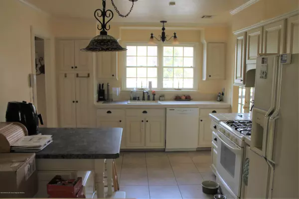 Freehold, NJ 07728,176 Colts Neck Road