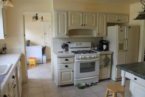 Freehold, NJ 07728,176 Colts Neck Road