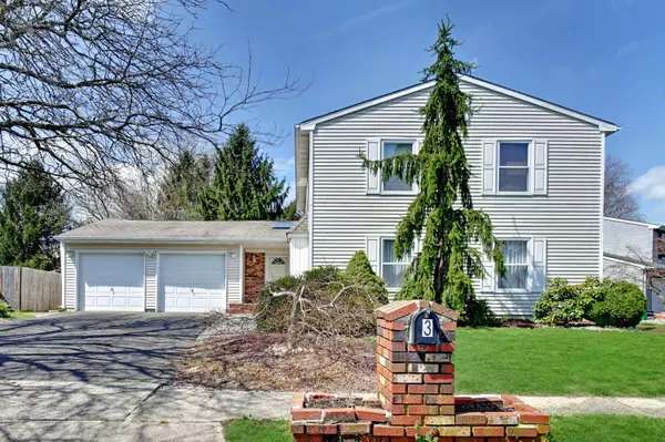 Howell, NJ 07731,3 Cape Court