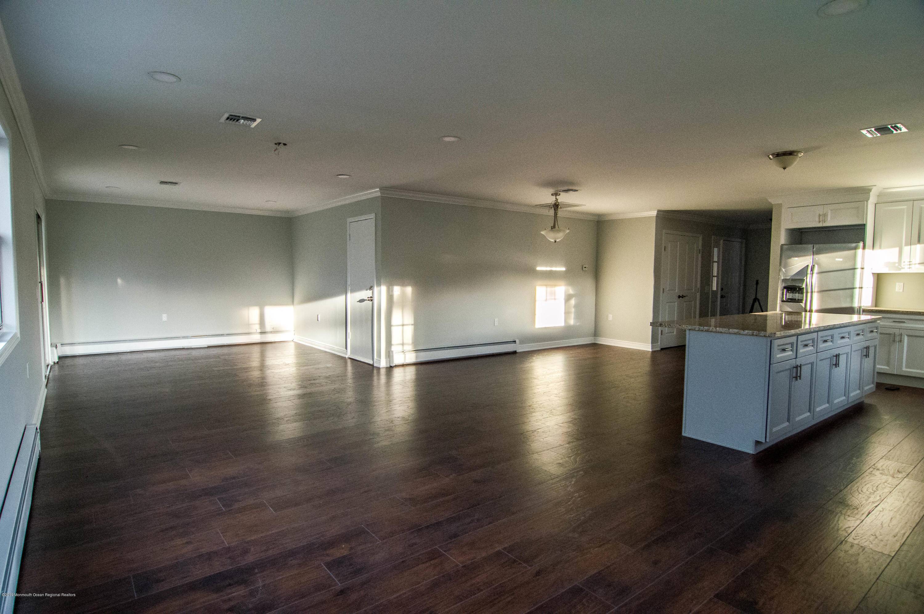 Toms River, NJ 08757,14 Shannon Court