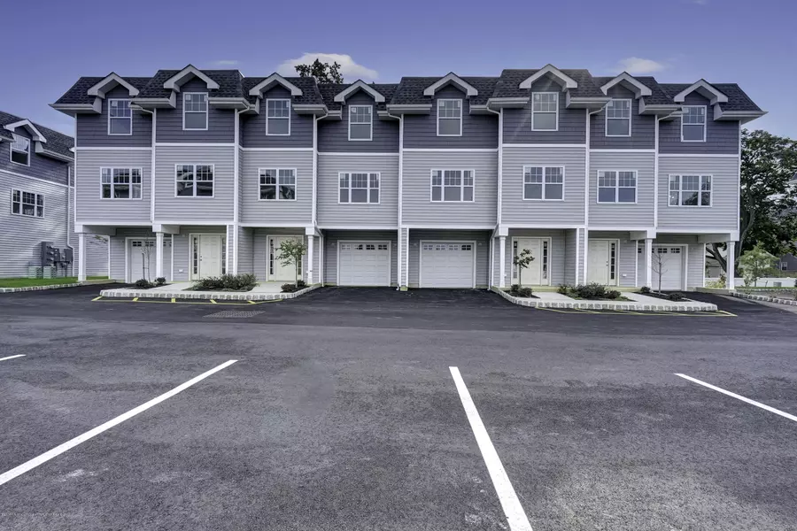 12 Fields Way, West Long Branch, NJ 07764