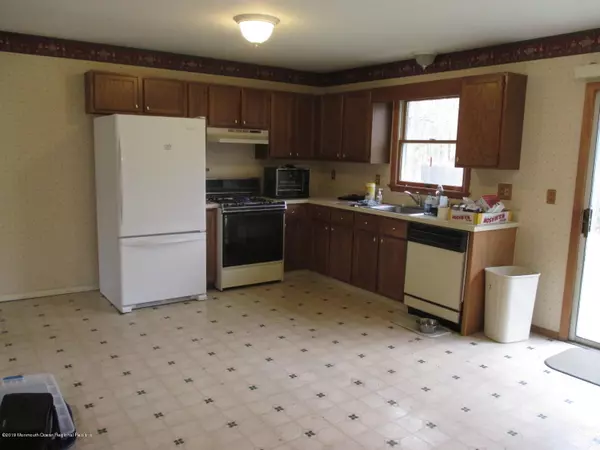 Jackson, NJ 08527,20 Bowman Road