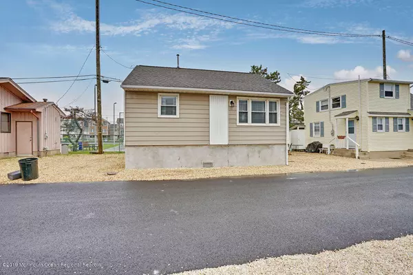 Lavallette, NJ 08735,113 Johnson Road