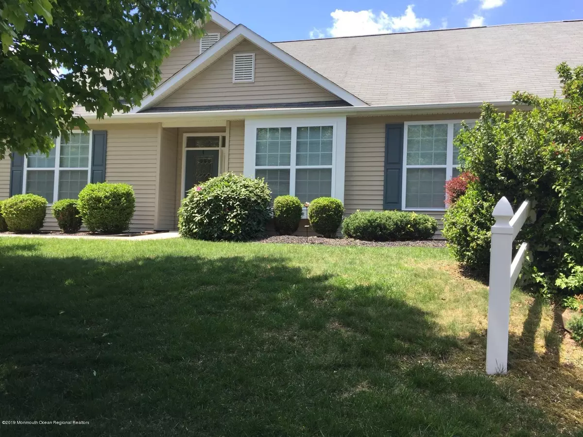 Whiting, NJ 08759,2 Toren Court