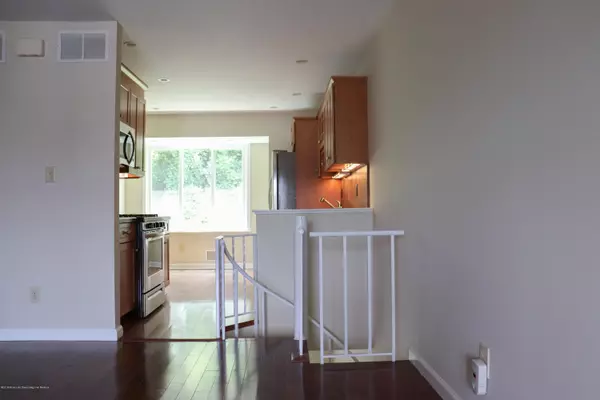 Highlands, NJ 07732,315 Shore Drive #E