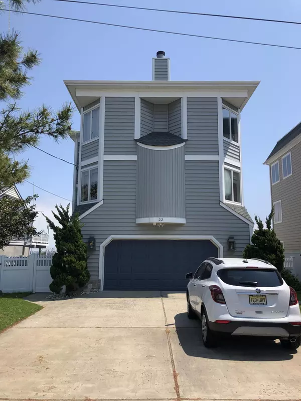 22 Captains Drive, Toms River, NJ 08753