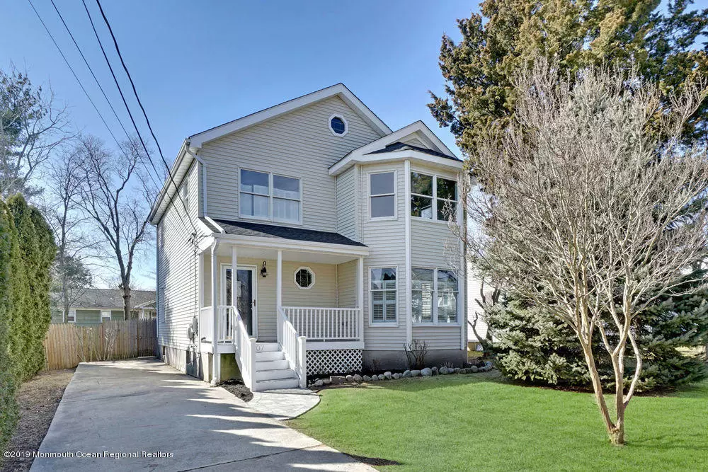 Brielle, NJ 08730,607 Woodland Avenue