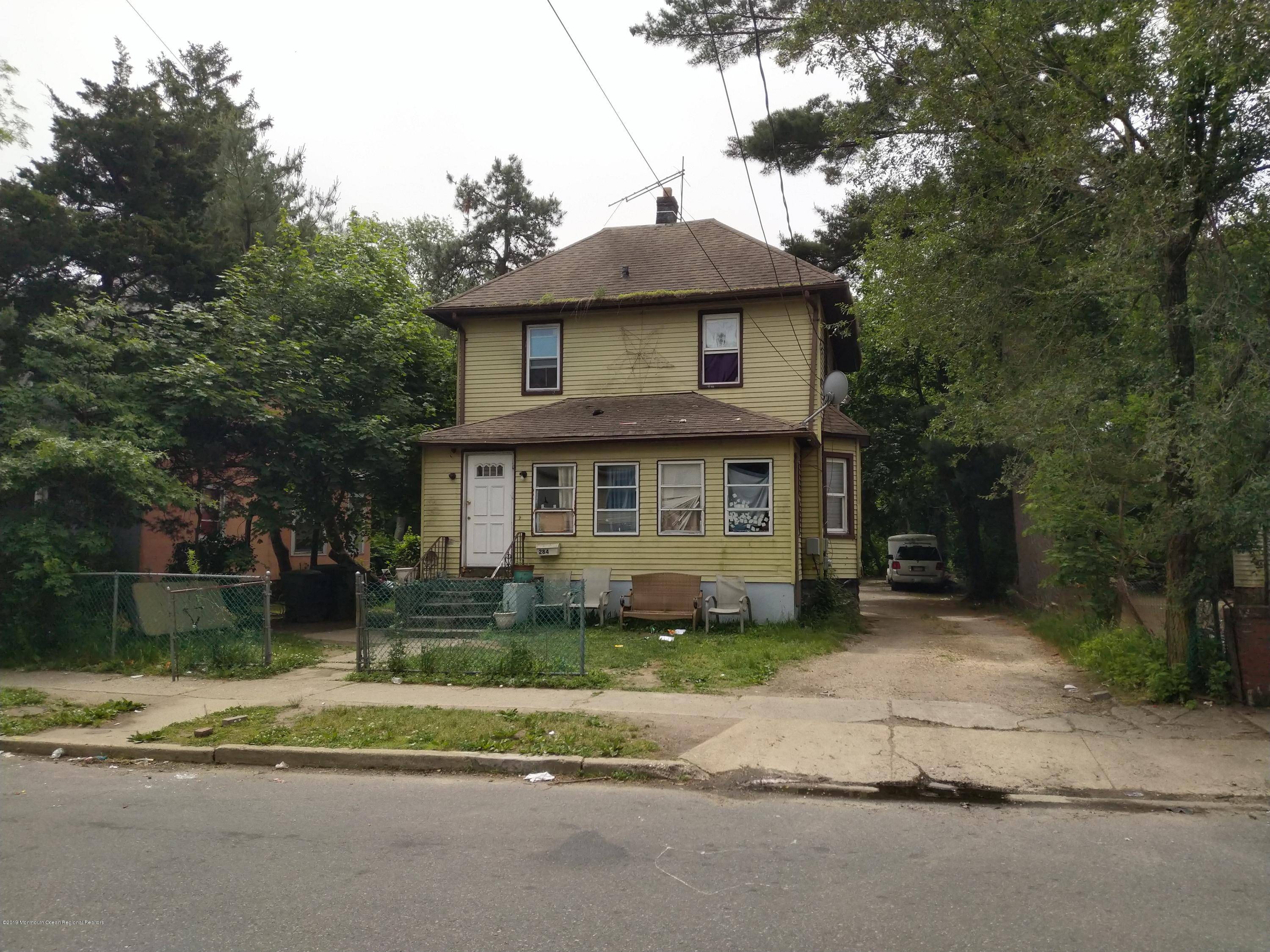284 Laurel Avenue, Lakewood, NJ 08701