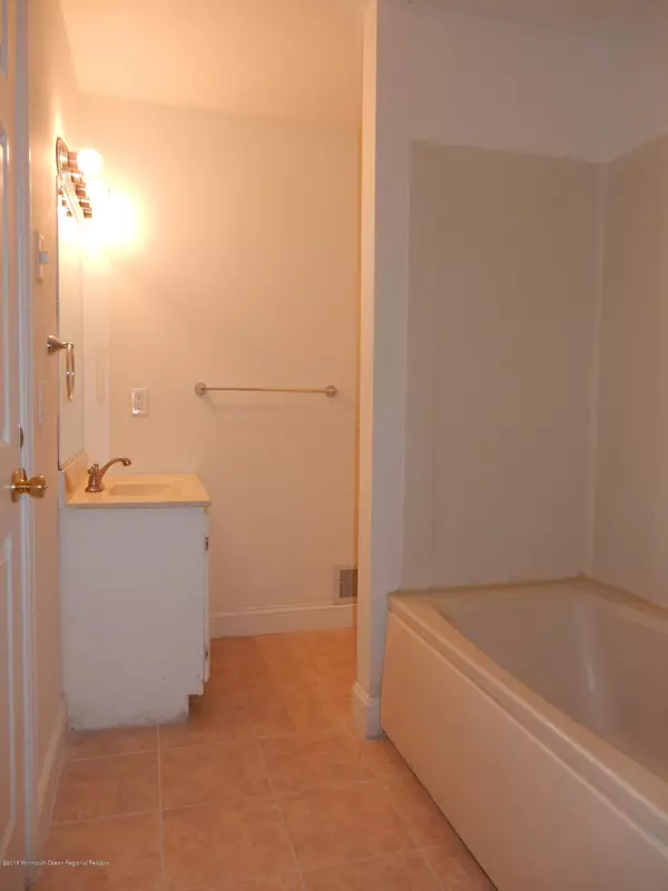 Matawan, NJ 07747,18 Cottrell Road