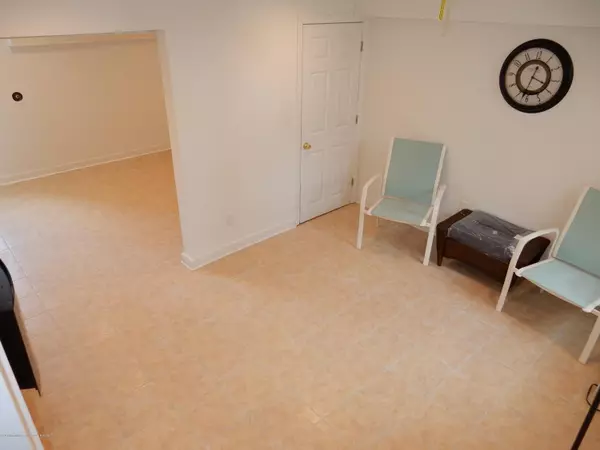 Matawan, NJ 07747,18 Cottrell Road