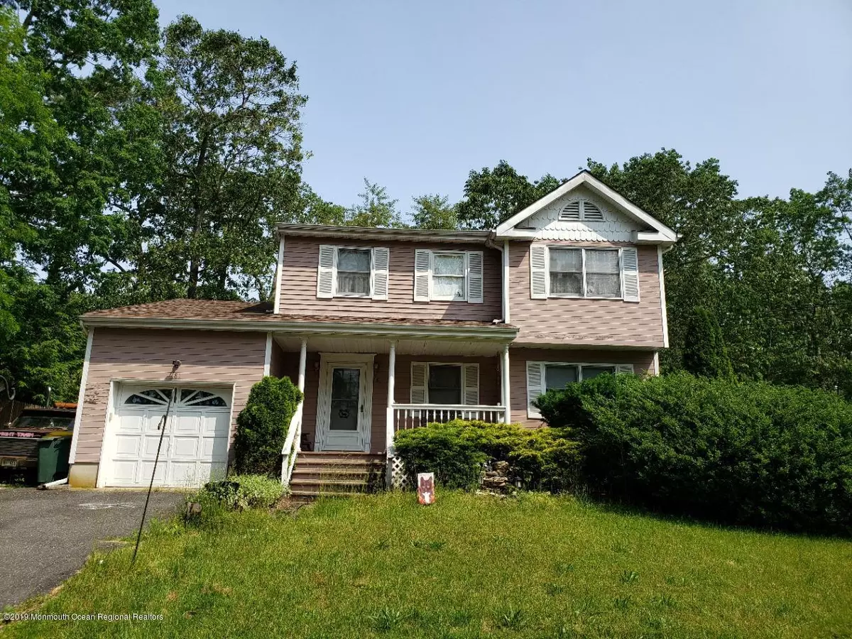 Lakewood, NJ 08701,81 Seminole Drive