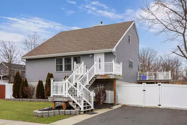 425 Park Avenue, Union Beach, NJ 07735