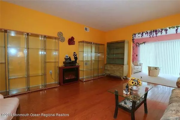 Little Egg Harbor, NJ 08087,112 Mohican Lane