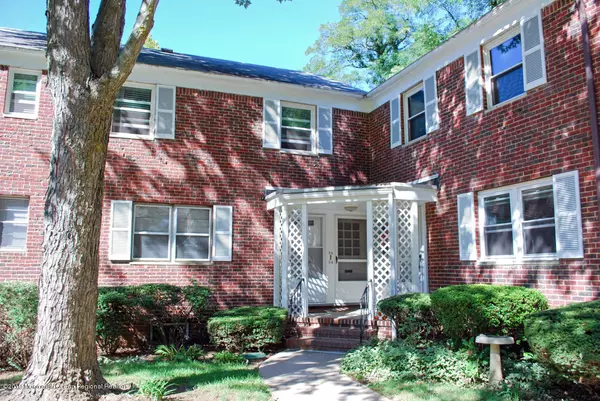 Red Bank, NJ 07701,95 Manor Drive