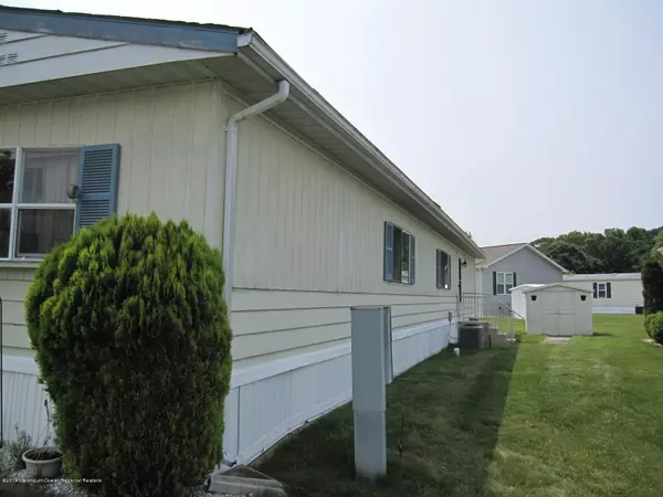 Spotswood, NJ 08884,194 Norman Court