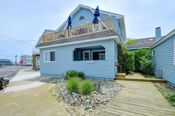 5 S West Avenue, Beach Haven, NJ 08008