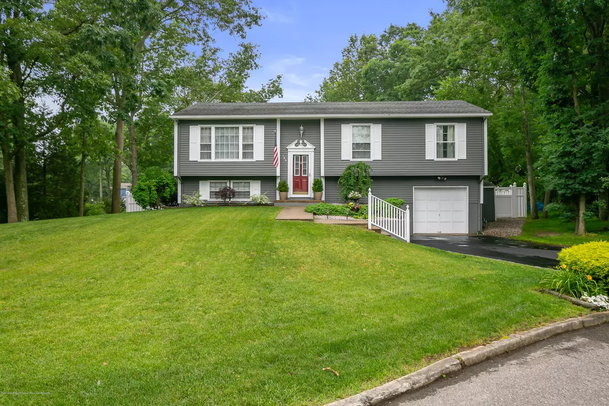 Manchester, NJ 08759,106 Tarnov Court