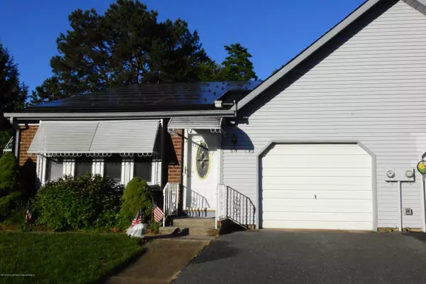 6 Winthrop Place, Whiting, NJ 08759